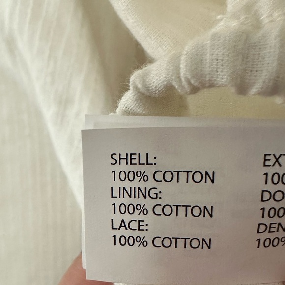 Women’s Top - Picture 2 of 9